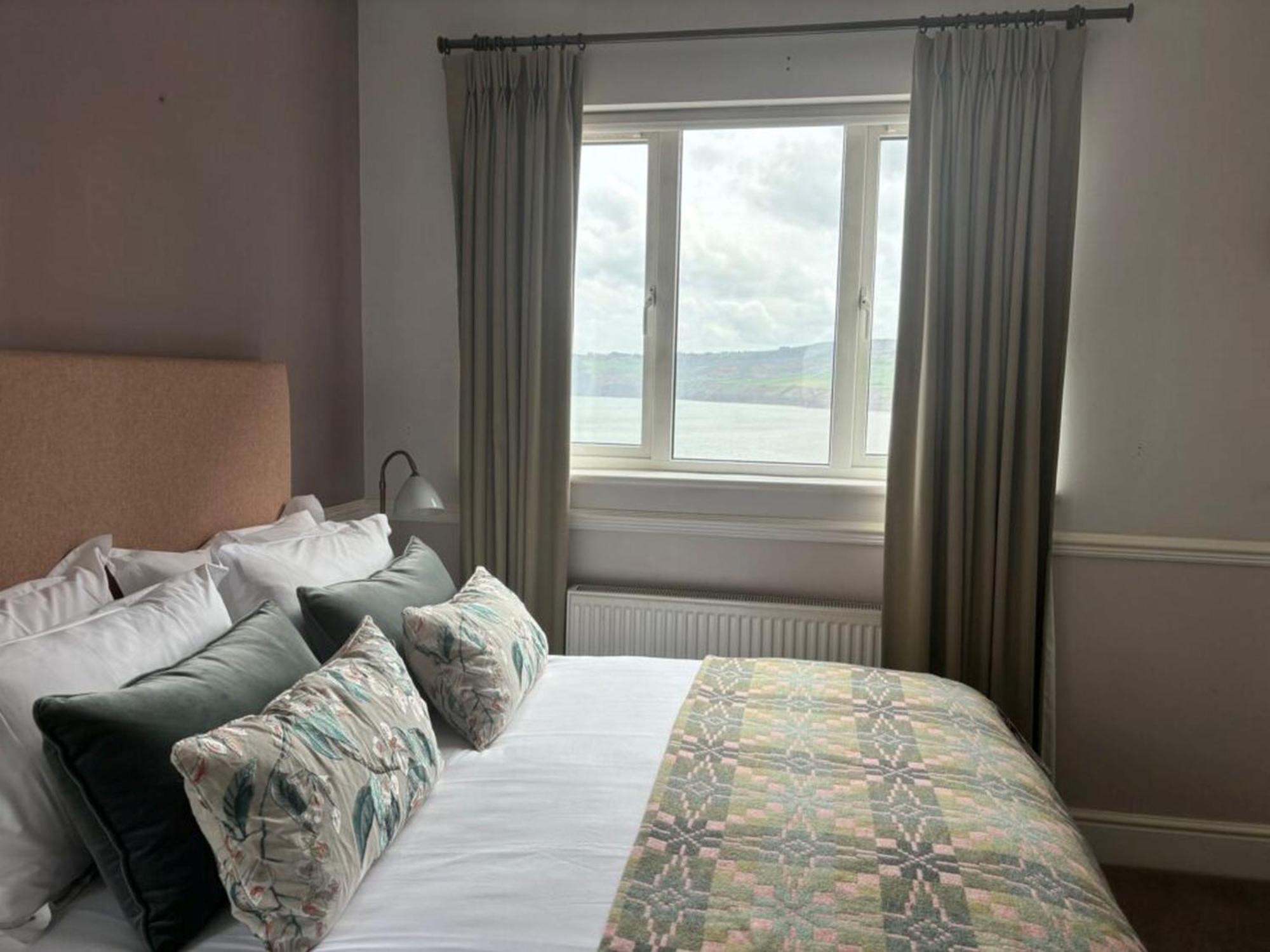 Hotel Victoria Robin Hood's Bay Luaran gambar
