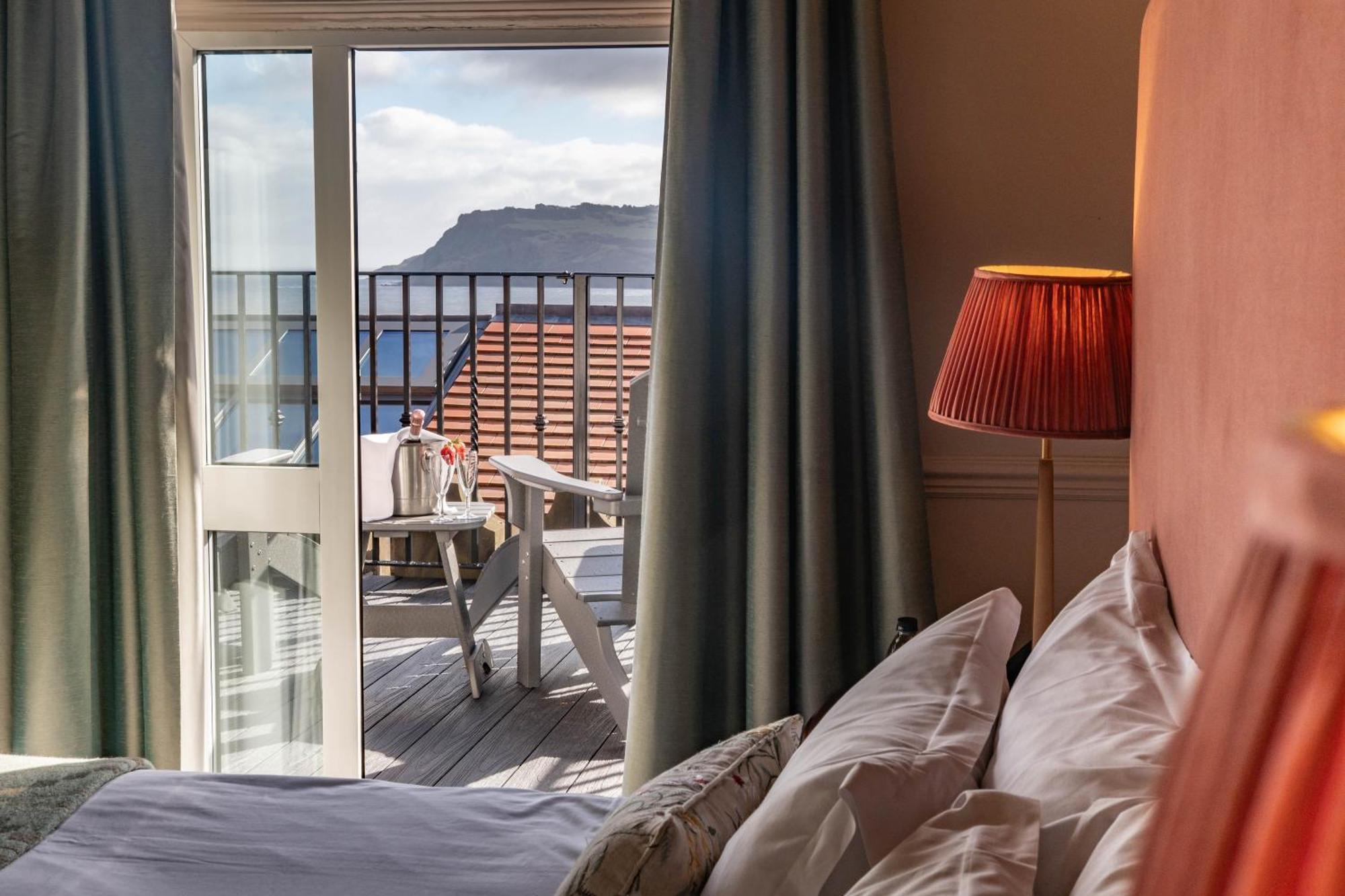Hotel Victoria Robin Hood's Bay Luaran gambar
